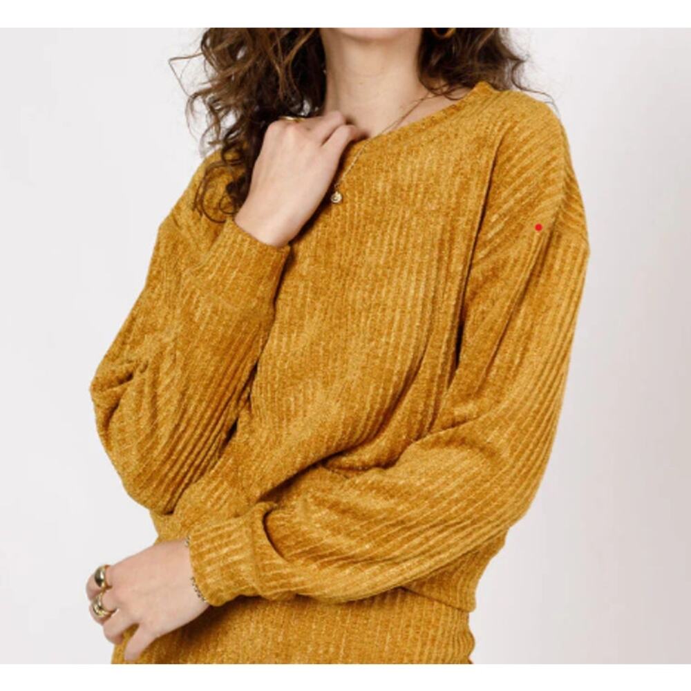 Band of the Free Gold Shiny Russel Crewneck Long Sleeve Ribbed Crop Sweater XS